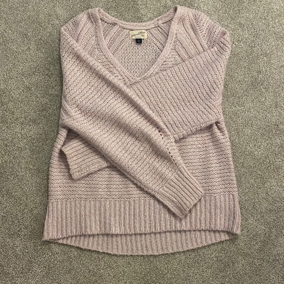 Universal Thread lilac sweater-size medium - Picture 1 of 1